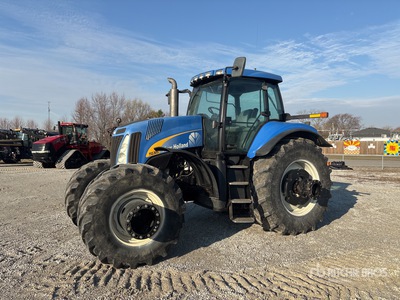 New Holland TG305 4WD Tractor
