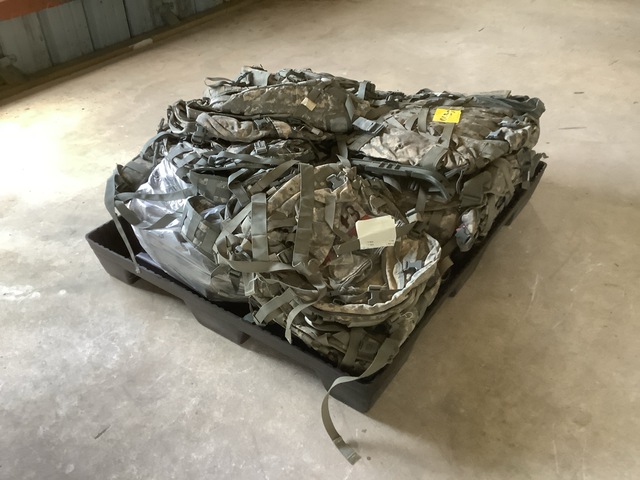 (18) Assault Packs & (4) Large Field Packs