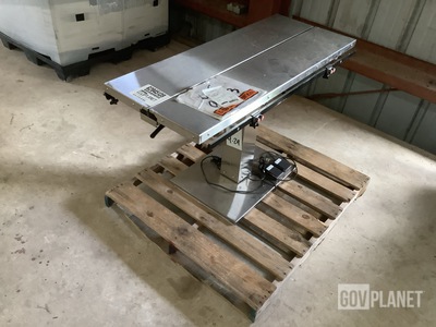 Midmark V-Top Surgery Table