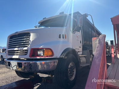 2000 Sterling LT9000 6x4 を見 Dump Truck