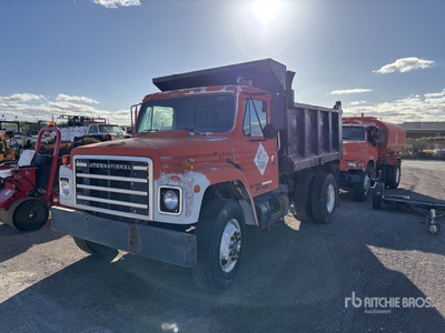 1984 International S1955 4x2 S/A Dump Truck
