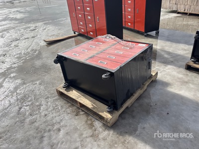 3 ft 10-Drawer Tool Cabinet (Unused)
