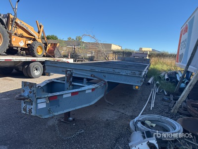 2004 Zieman TL2327E T/A Equipment Trailer