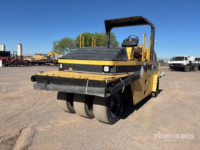 2003 Cat PS-360B 7 Wheel Pneumatic Roller
