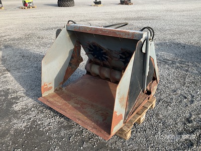 Benne frontale pour tracteur