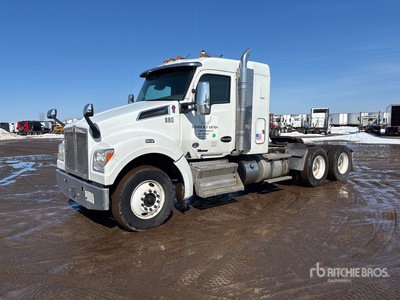 2019 Kenworth T880 6x4 Sleeper Truck Tractor