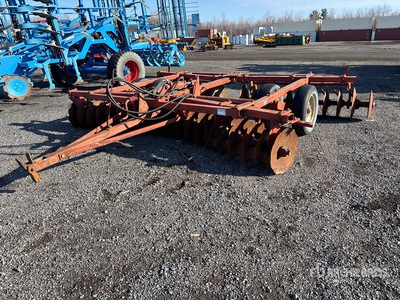 Massey Ferguson 520 12 ft Disc