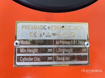 Quantity of (2) Boxes of 2025 Global Power 120T Wagenheber (Unused)