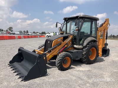 2018 Case 851EX-SS 4x4 Retroexcavadora / Terna