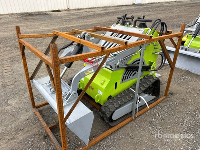2025 STARVOX SV-480 Ride on Compact Track Loader (Unused)