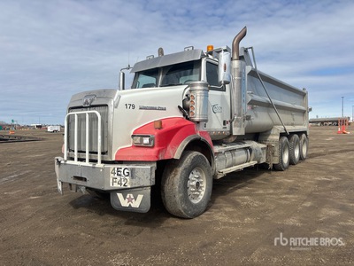 2019 Western Star 4900FA 8x6 Tri/A Dump Truck