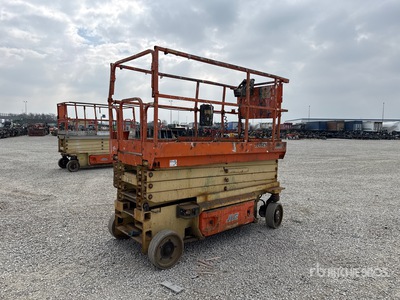 2015 JLG 3246ES シザーリフト