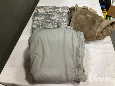 (21) Jackets, (5) Pairs of Trousers, (3) Parkas & Assorted Items