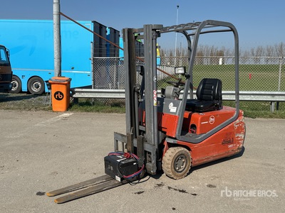 2002 BT CEE 1600 kg Heftruck