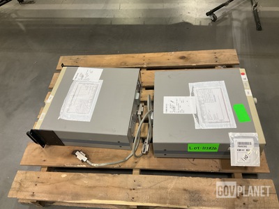 (2) Stanford Research Systems SR760 FFT Spectrum Analyzers