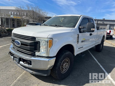 2017 Ford F-250 4x4 Crew Cab Pick Up (Inoperable)