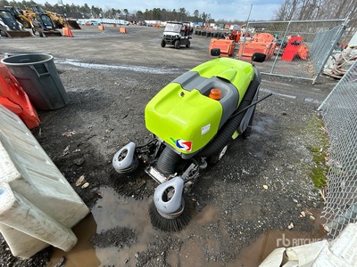 Applied Sweeper Green Machine 414RS Walk-Behind Floor Sweeper