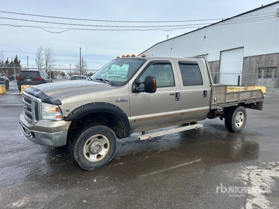 2005 Ford F-350 Lariat 4x4 Crew Cab Table Top Truck