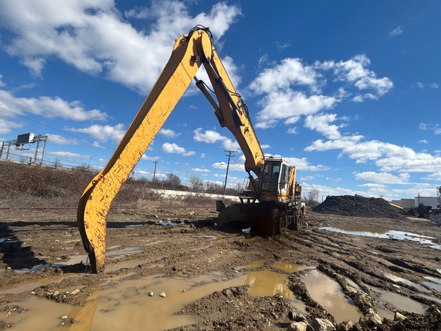 2006 Liebherr A944BHD Wheel Material Handler
