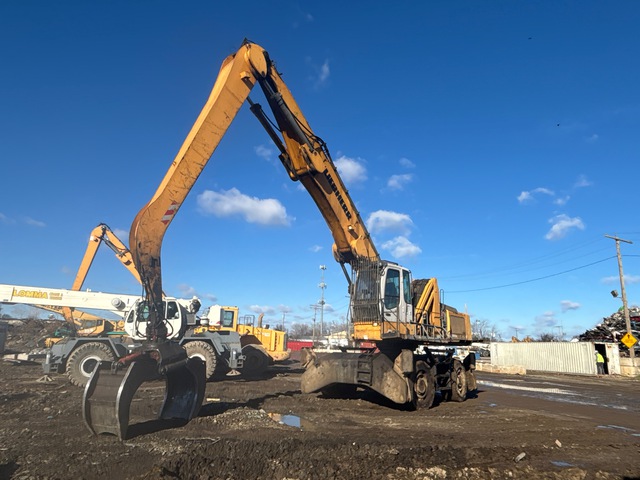 2010 Liebherr A944CHD Wheel Material Handler