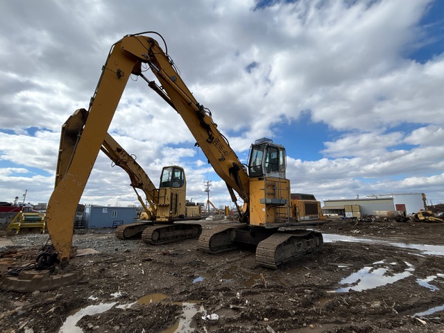 2005 Liebherr R954B HDW Litronic Track Material Handler (Inoperable)