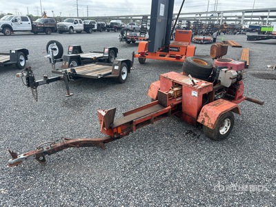 UHaul Gasoline Wood Splitter