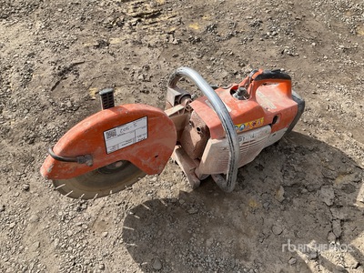 2004 Still TS400 Scie à tronçonner