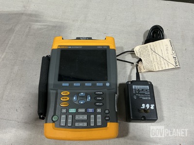Fluke 196B Scope Meter