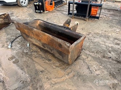 H & H 49 in Hydraulic Tilting Excavator Bucket