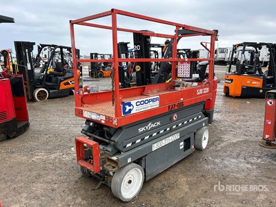 2018 Skyjack SJ3220 Scissor Lift