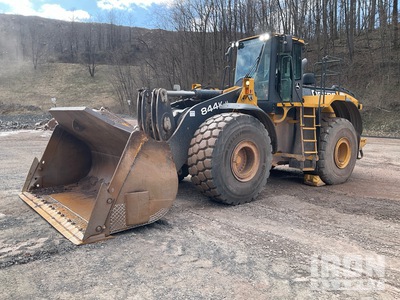 2015 John Deere 844K II Wiellader