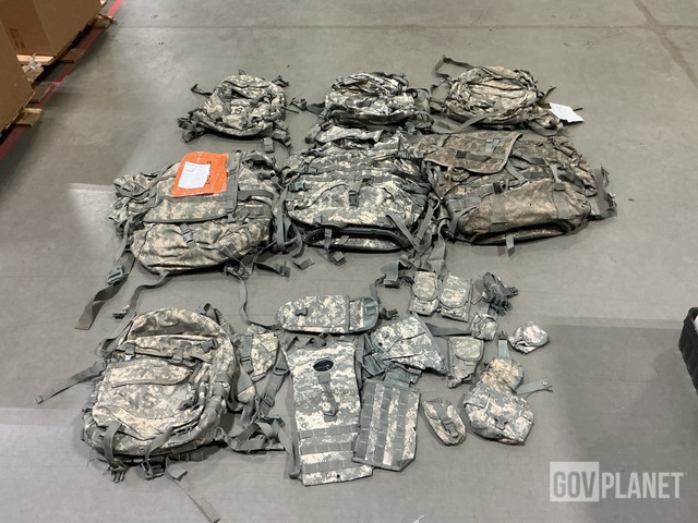 (5) Rifleman Sets, (4) Large Field Packs & (17) Assault Packs