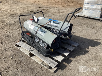 (2) Delux KFA135DGD Space Heaters