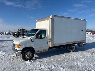 2004 Ford E-350 Econoline 4x2 Van Truck