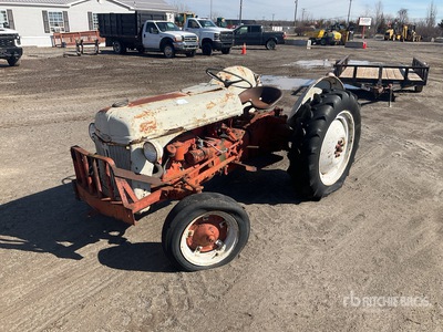 1917 Ford Tractor 2WD جرار متعدد الاستخدامات (Inoperable)