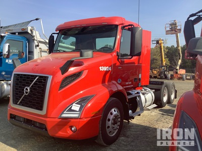 2022 Volvo VNR S/A Day Cab Truck Tractor