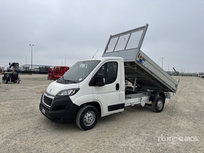 2020 Peugeot Boxer 335 L2 2.0 BLUEHDI 130CV Camion à benne
