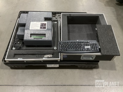 NewBold Addressograph 320 Embossing Machine w/Case