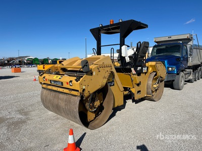 2015 Cat CB-54B Double Drum Roller