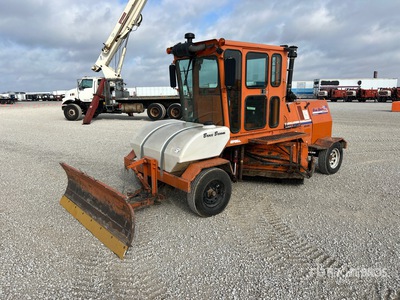 2013 Broce KR350 Self-Propelled Broom