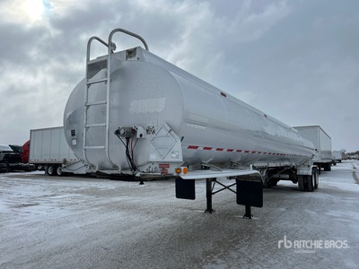 2005 Brenner 9600 gal T/A Remorque-citerne