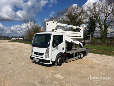 2010 Cela TP24 22 m on Renault Maxity 130 DXI Camion Nacelle Podnośnik Koszowy