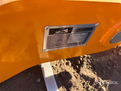 2026 Handy HET320 Excavator Thumb - Fits 16 - 20 ton (Unused)