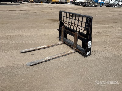 Cat 48 in Skid Steer Forks