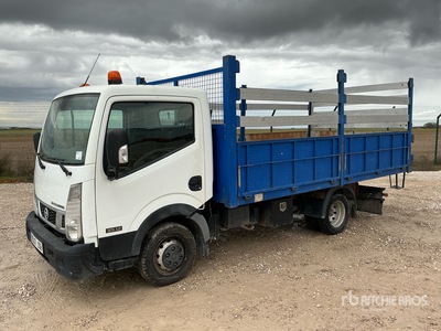 2016 Nissan Cabstar NT400 Flatbed Truck