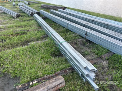 2 in x 2 in x 20 ft Square Tubing Divers - Industriel