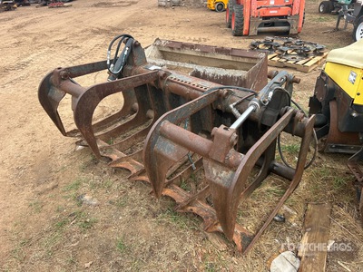 72 in Root Garfio para minicargadora (Inoperable)