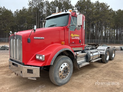2012 Kenworth T800 6x4 T/A Day Cab Truck Tractor