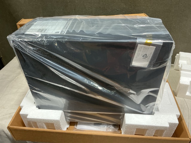 (8) APC SMT2200 Backup UPS - Uninterruptible Power Supplies