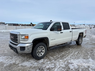 2018 GMC Sierra 2500HD 4x4 Crew Cab Pick-up